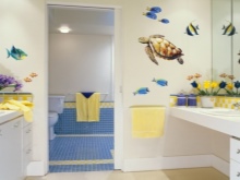 Vannitoa seina värvimine ilma šabloonideta