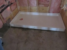 Nízká sprchová vanička - instalace na místě