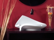 Usædvanligt formet keramisk håndvask