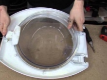 Skalbimo mašinos liuko išmontavimas ir rankenos pakeitimas 