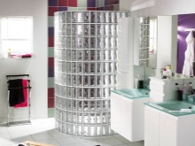 душ кабина от стъклен блок