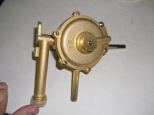 Sestava mosazného odlučovače vody