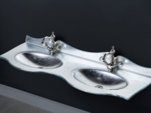 Srebrni dvojni umivalnik