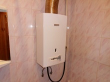 Nieuwe gasboiler installatie - Installatie met uw eigen handen