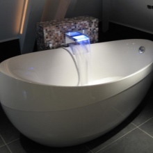 Ovalt kvaril badekar 