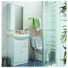 Izlietne un tualetes skapis mazai vannai