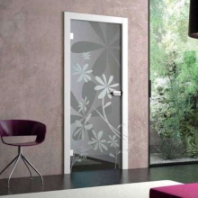 Glasdörrar med sandblästrad design