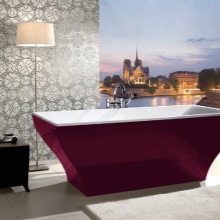 Burgundy fristående badkar