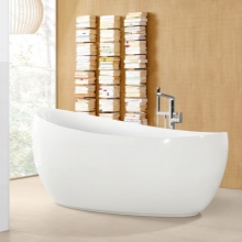 Ovalt fristående badkar