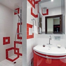 Klein bad met inloopdouche