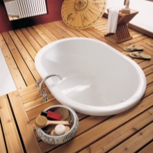 Малка стоманена вана