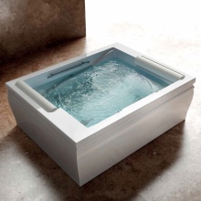 Baie acrilică pătrată