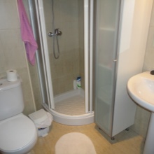 Ντουζιέρα σε μικρό μπάνιο