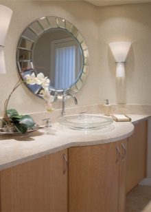 Glass sink in the interior