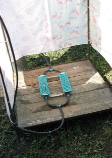 Steg Dusch i trädgården