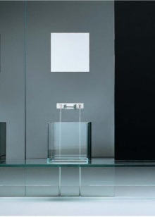 Stikla vannas istabas mēbeles