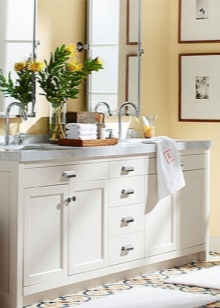 Espejos antiniebla en el baño