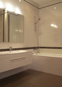 Visual bathroom enlargement