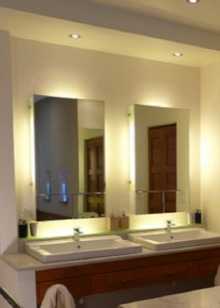Iluminação do espelho da casa de banho