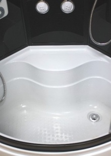 Interiér sprchové kabiny Ammari