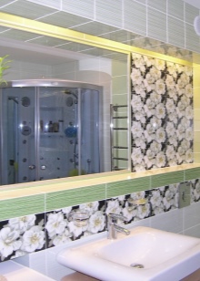 Lichtsalade badkamer