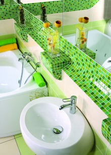 Geel in een moderne badkamer