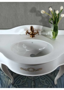 Ιταλικός νεροχύτης κονσόλας