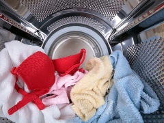 Kuidas ma saan rinnahoidjad pesumasinast välja?