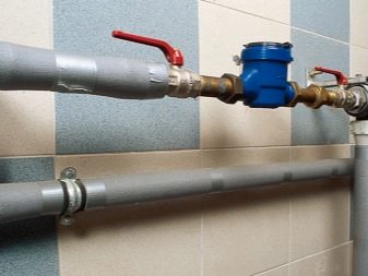 Exempel på rörinfästning