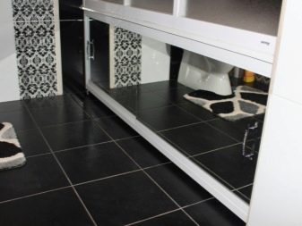 Kádparaván tükörrel