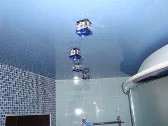 Recessed ceiling downlights in the bathroom