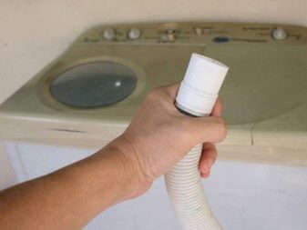 Checking the waste hose