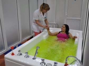 Skujkoku vanna apvienojumā ar burbuļvannu