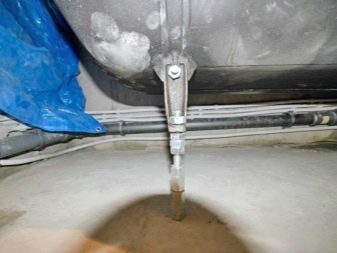 Mise à la terre d'une baignoire en fonte