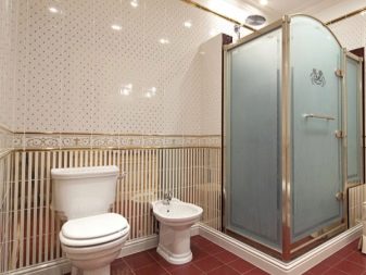 Uși de duș oscilante