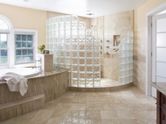 Cabină de duș din sticlă modelată