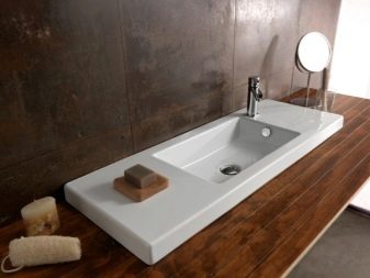 Asennettu, upotettu pesuallas