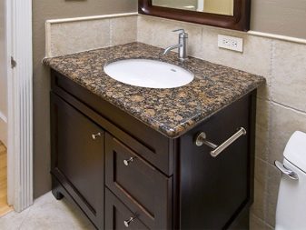 Как да монтирате мивка в банята