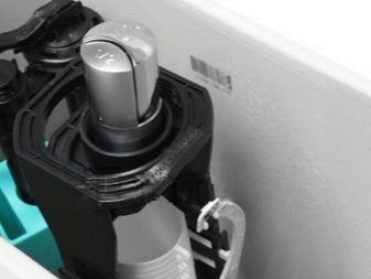 Dvigubas tualeto nuleidimo vožtuvas