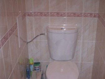 Šoninis vandens tiekimas į klozetą