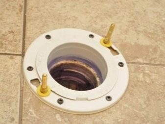 Tualetes poda uzstādīšana ar vertikālu skalošanu