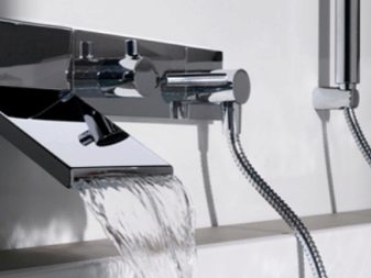 Μια βρύση μπάνιου