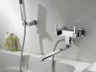 Στρόφιγγα ντους επίτοιχης τοποθέτησης