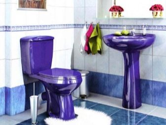 Μπλε WC από την Oskolskaya keramika