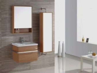 Badrumsskåp med spegel