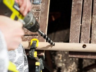 Ръчно изработена сушилня за пране, монтирана на тавана