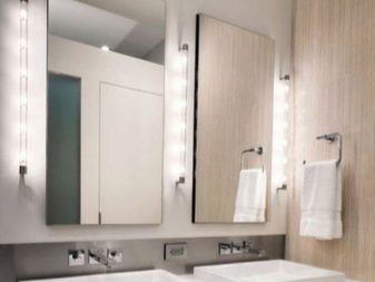 LED電球を使用した浴室用ウォールライト