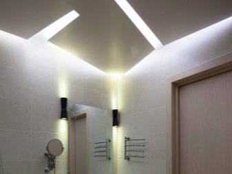 Sisäänrakennetut loisteputkivalaisimet kylpyhuoneeseen 