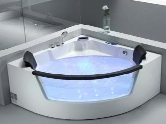 Fürdőkád átlátszó betétekkel