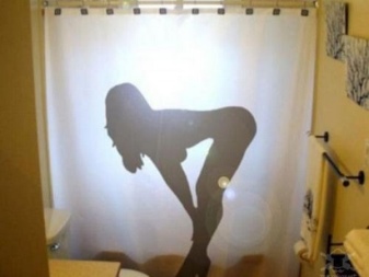 女性との陰影のある浴槽のスクリーン